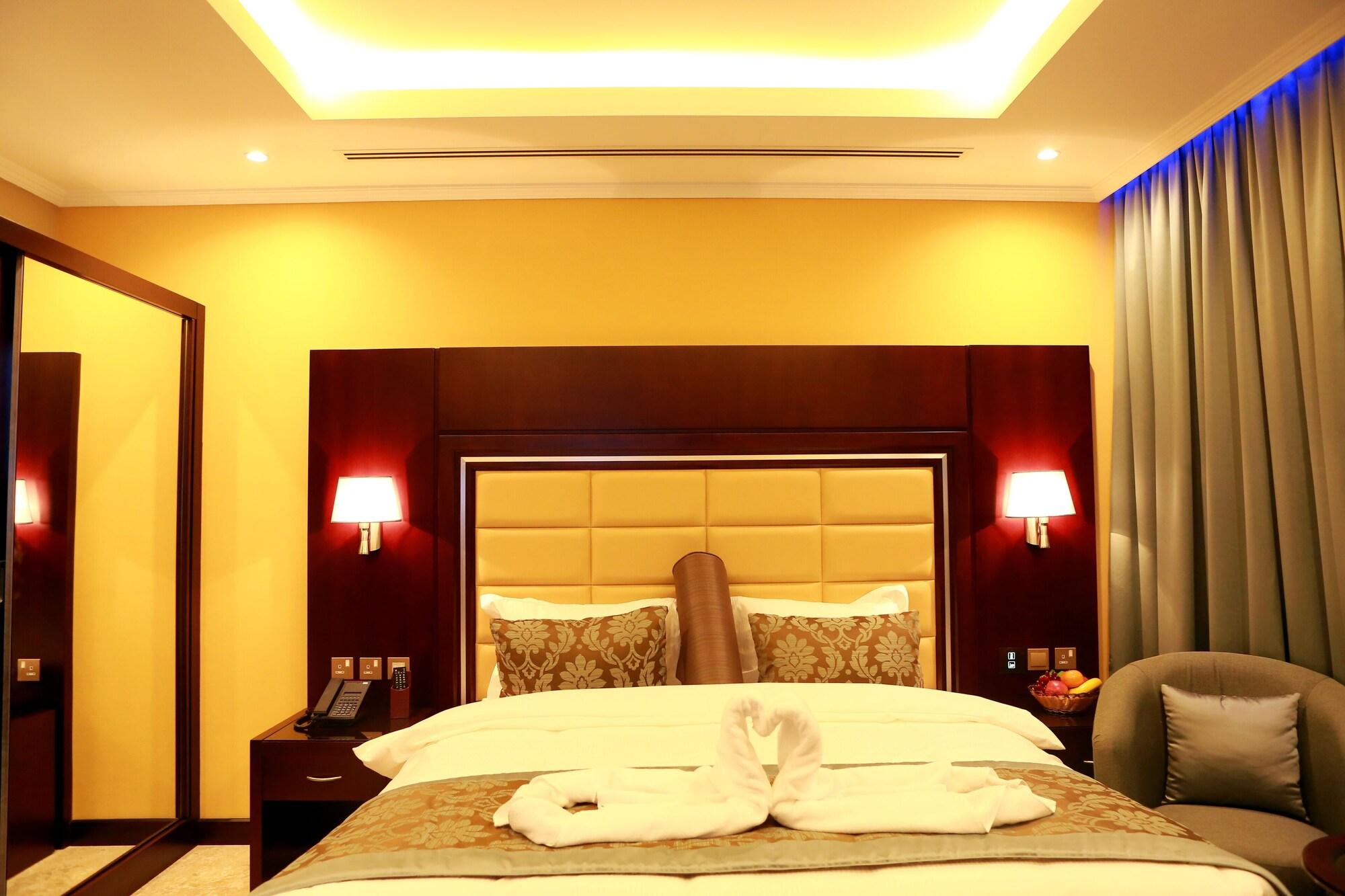 Telal Hotel Apartments Dubai Exterior photo
